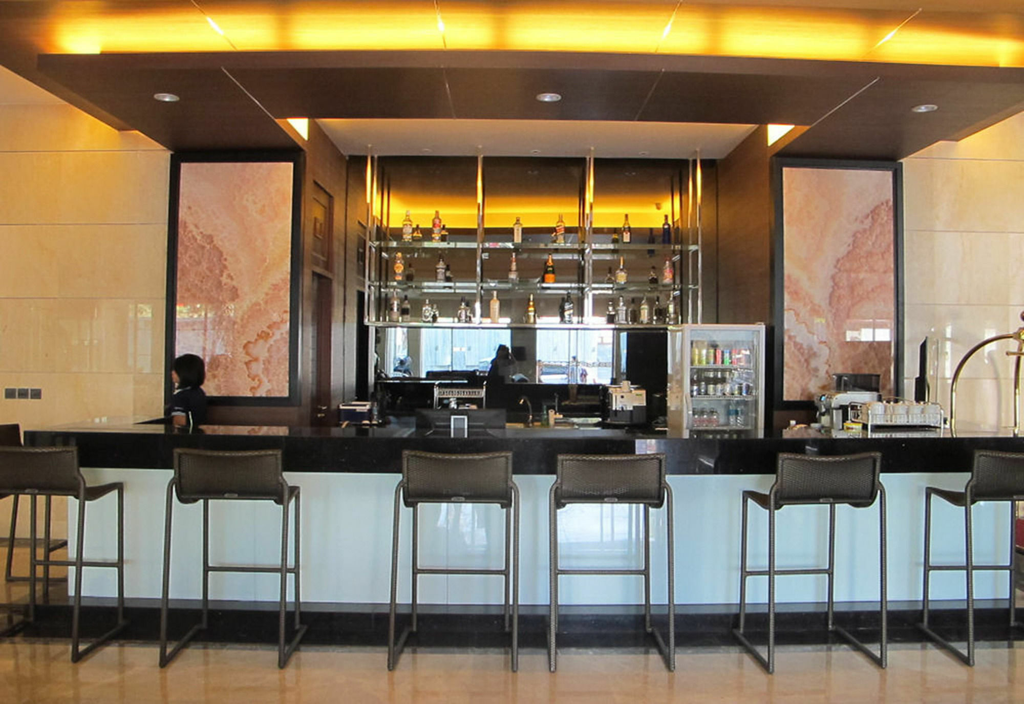 March Hotel Pattaya Luaran gambar