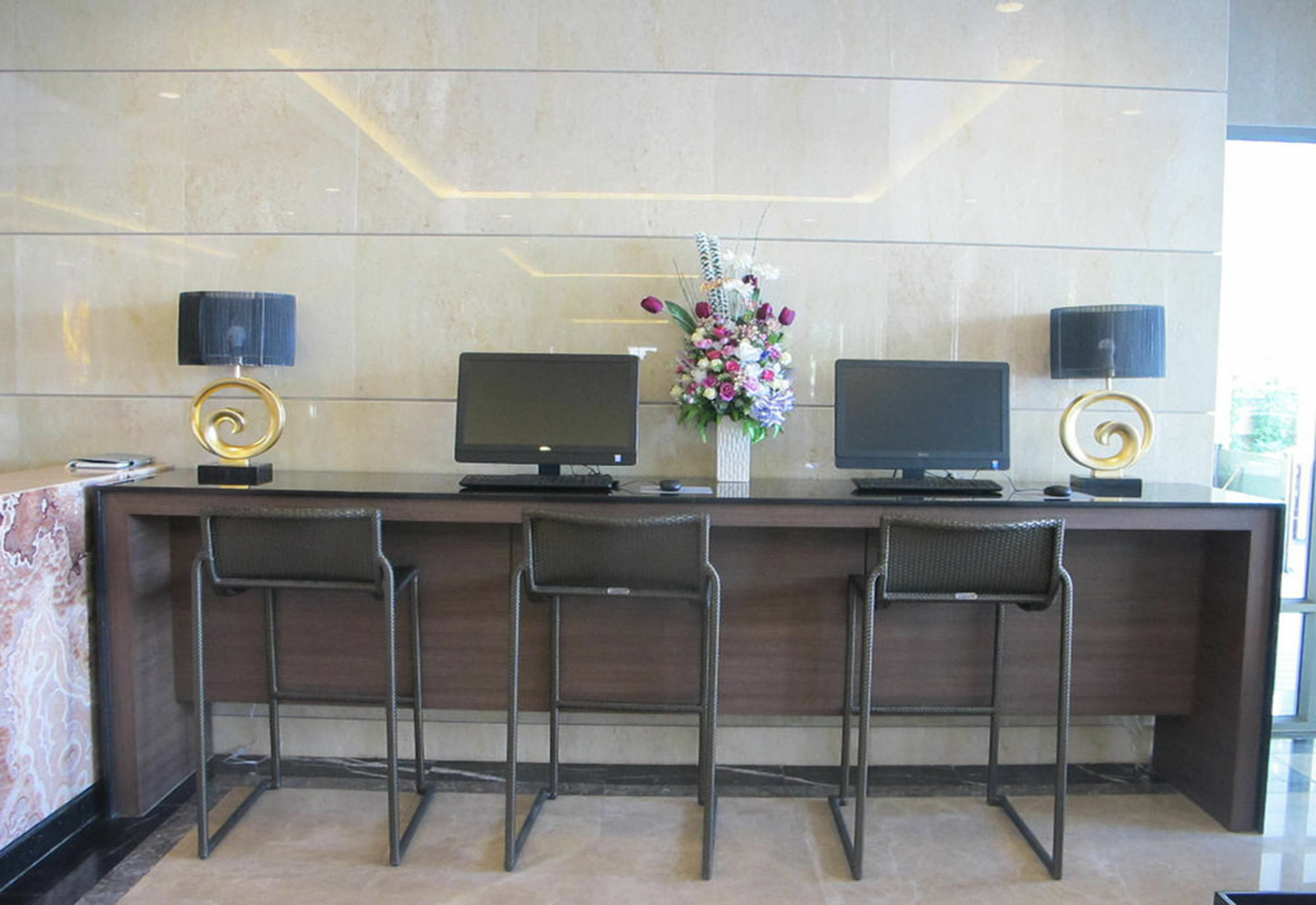 March Hotel Pattaya Luaran gambar
