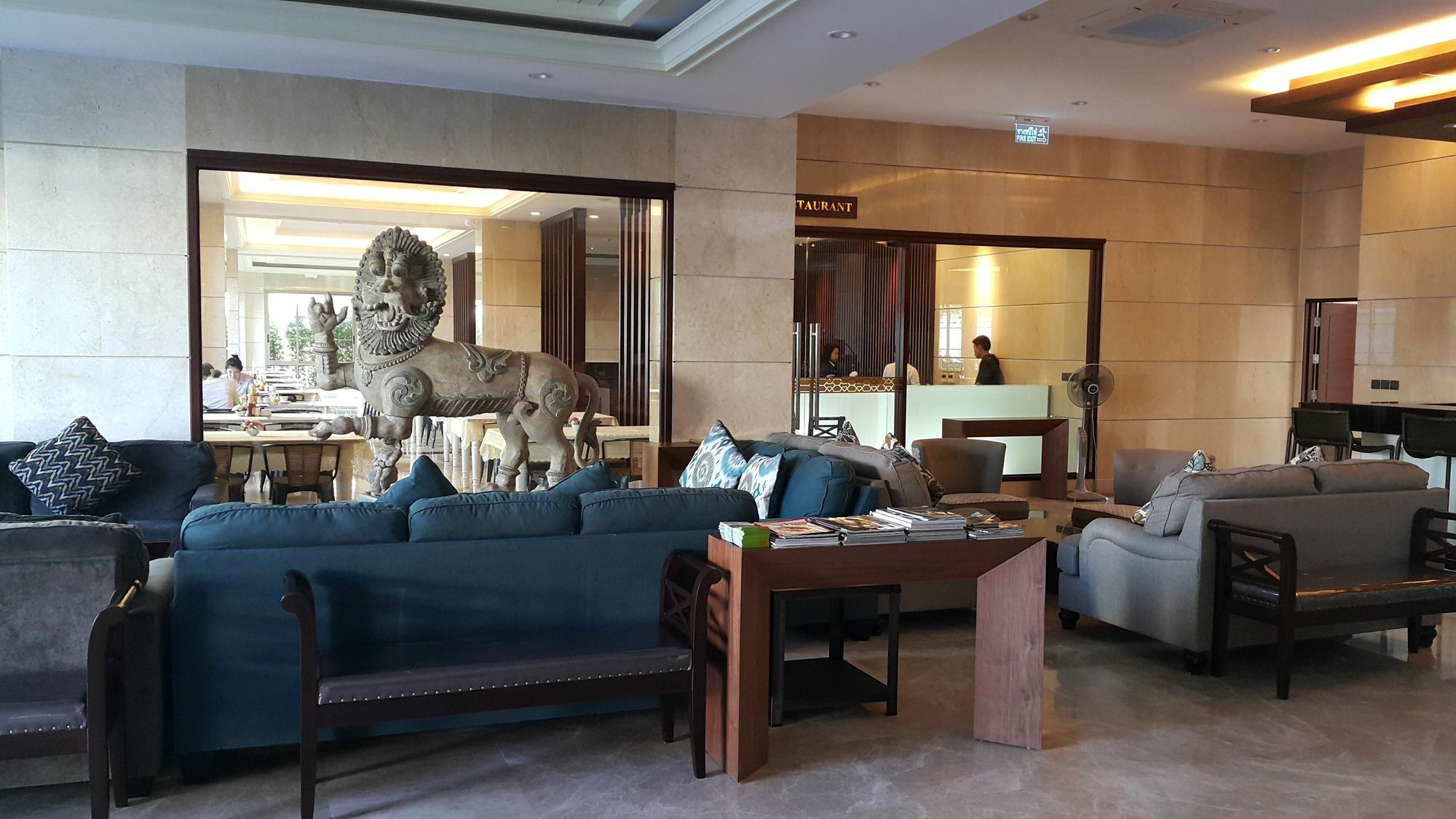March Hotel Pattaya Luaran gambar