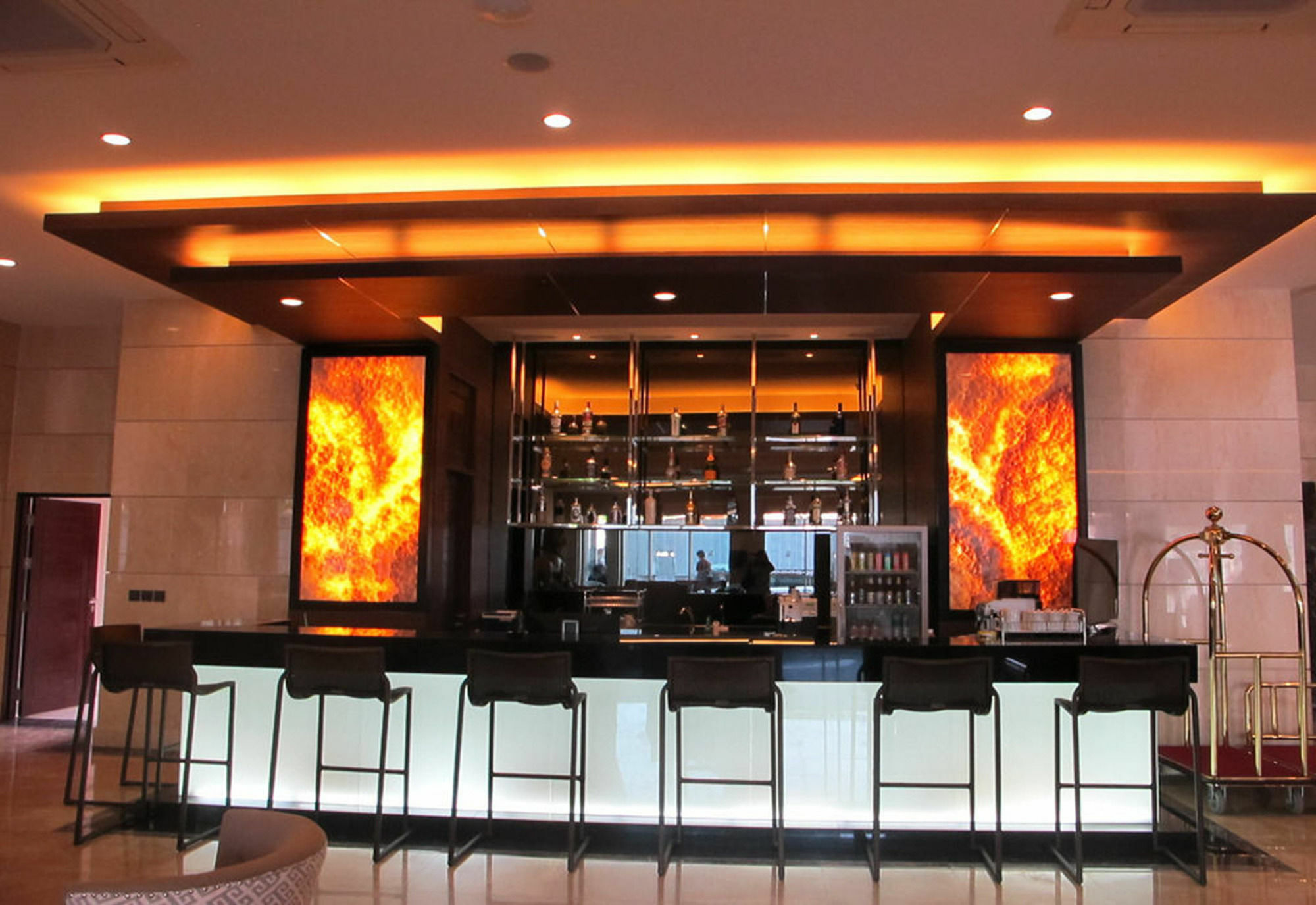 March Hotel Pattaya Luaran gambar